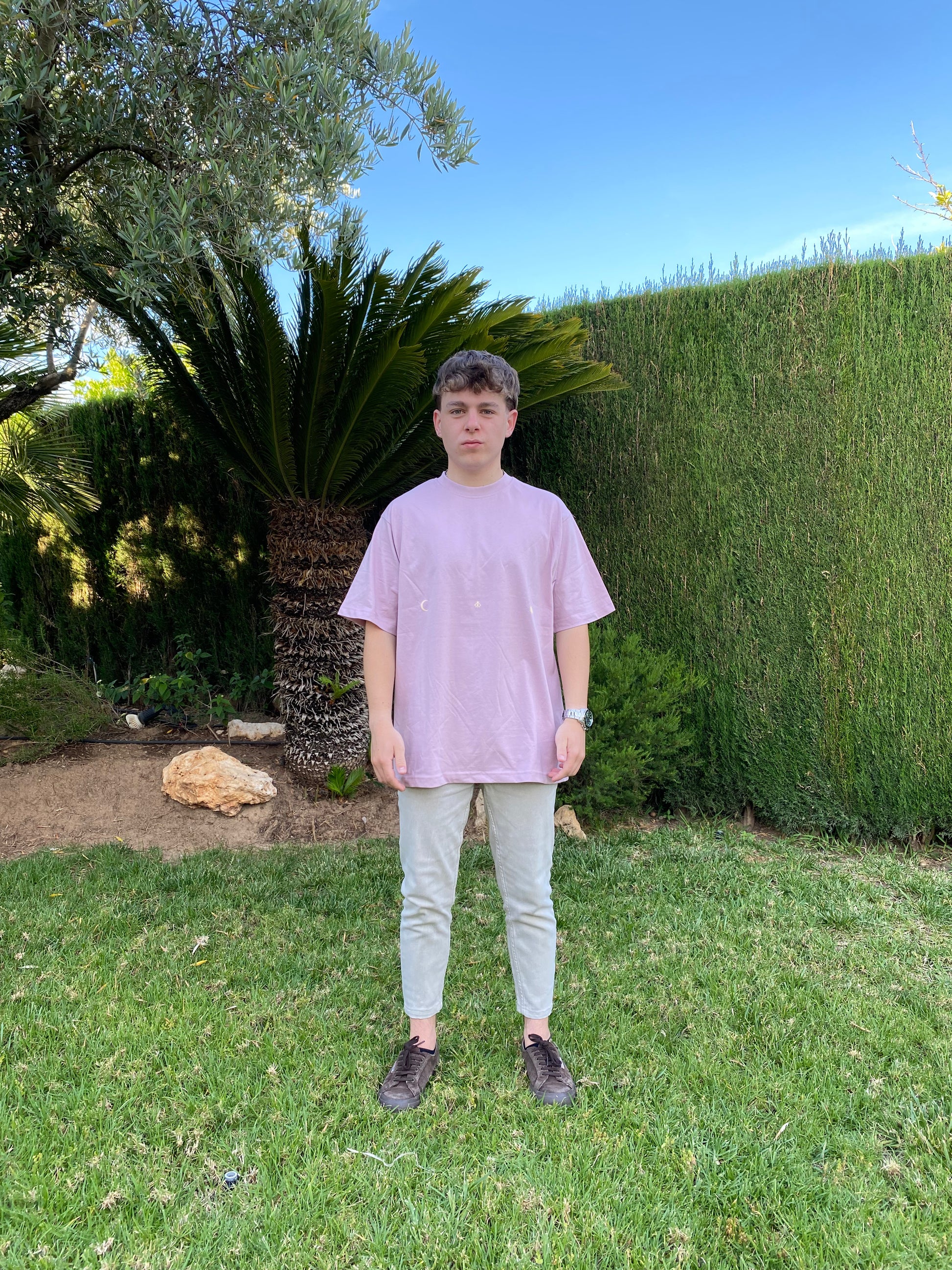 Camiseta  oversize color rosa llamada CALIFORNIA ROSE